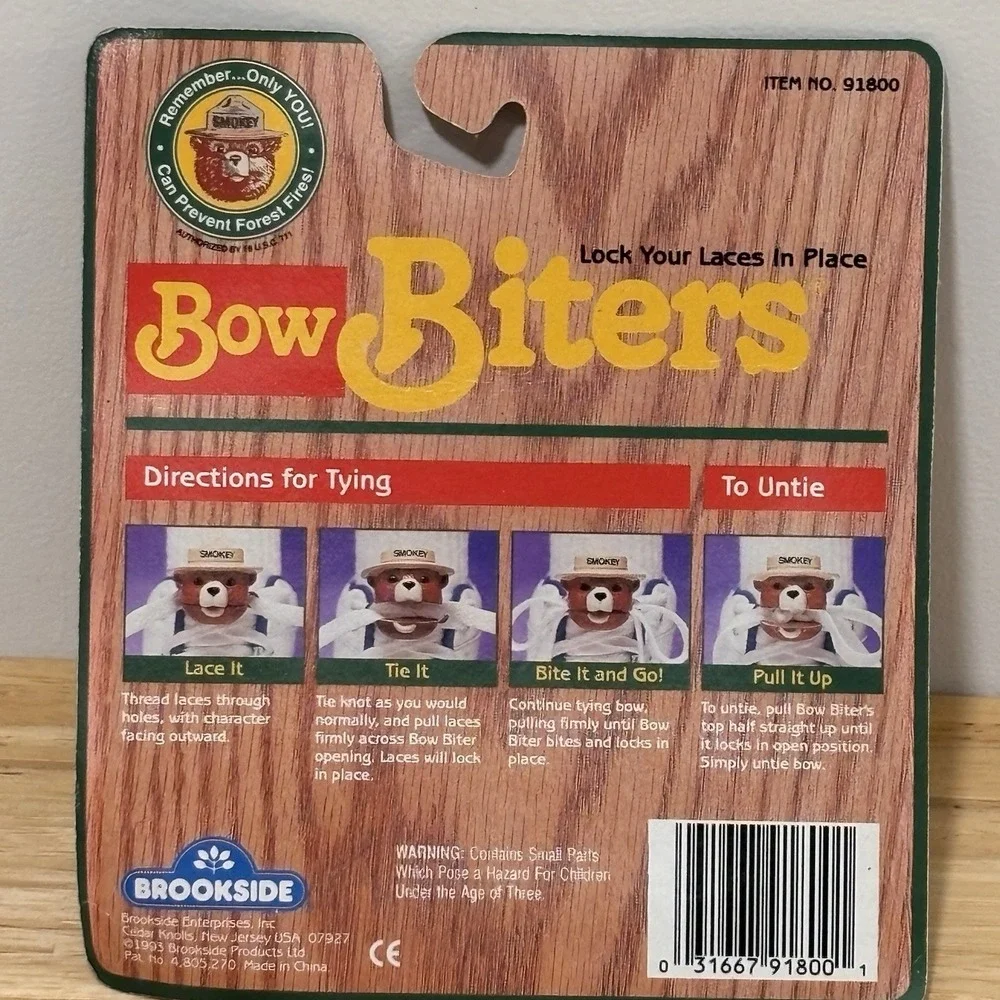 Smokey the Bear Vintage Bow Biters Brookside 1989 Keeps Shoe Laces Tied Fun Kids